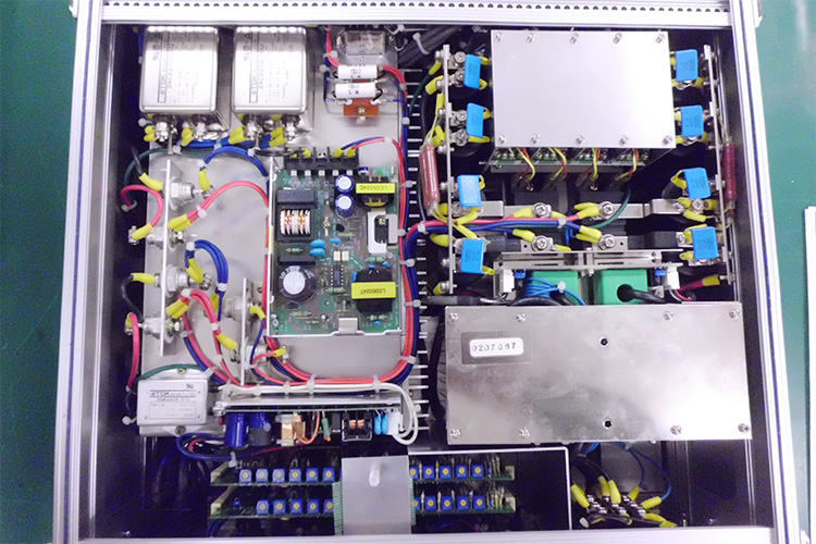 富士電機システムズ 交流正弦波電流増幅器 HIGH CURRENT AMP（DDAP2）の修理