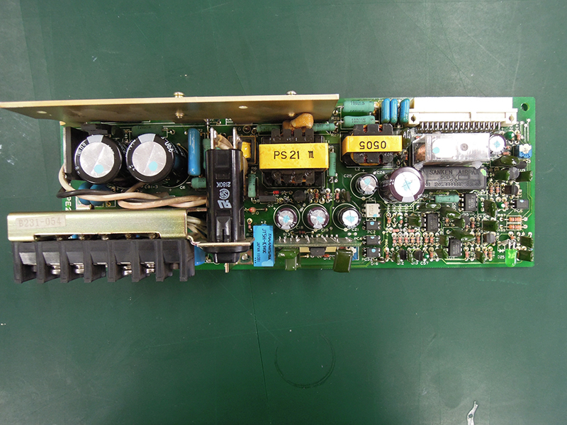 安川電機 PLC 電源ユニット JRMSP-PS21のオーバーホール
